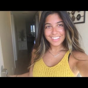 Meet your Posher, Yasmine